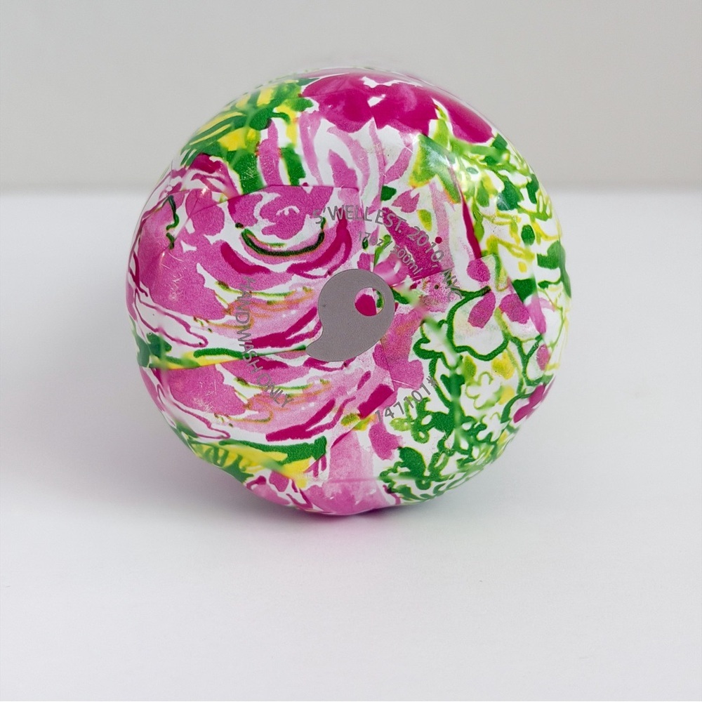 Lilly Pulitzer x Swell Floral Lion Stainless Steel Water Bottle with Gold Lid - Picture 4 of 5